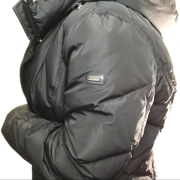 Calvin Klein Duck Down Maxi Hooded Puffer Jacket - Picture 4 of 8